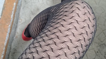 Guy's legs in sexy tights - Image # 5